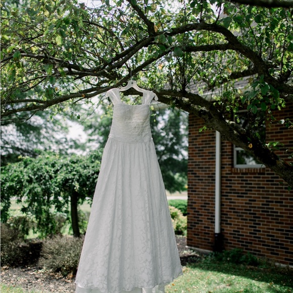 Size 6 Wedding dress - Picture 5 of 7